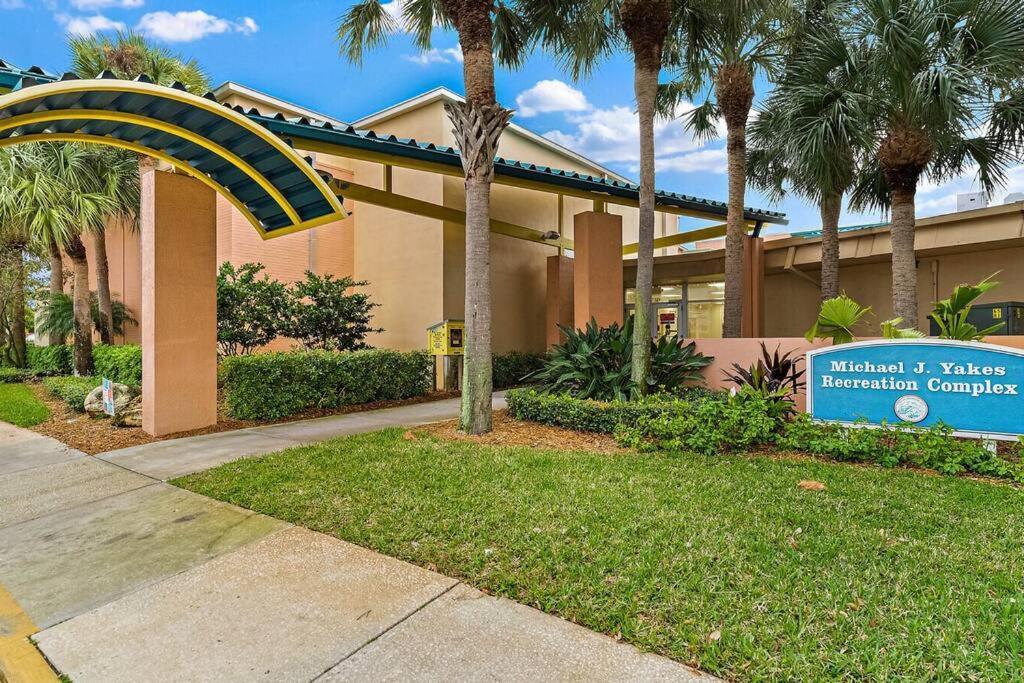 Quaint Gulfport Beach Bungalow St. Petersburg Bagian luar foto